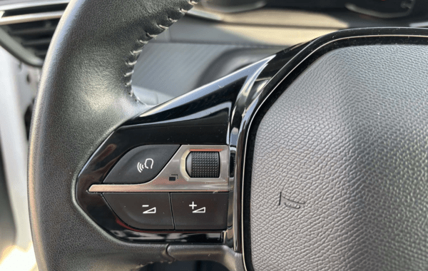 peugeot-208-1-2-puretech-75ch-s-s-active - 962744713