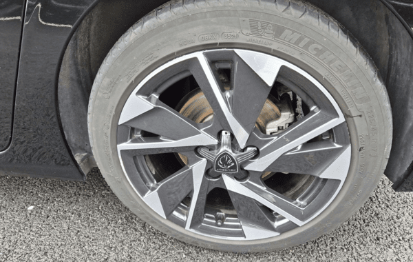 peugeot-308-1-2-puretech-130ch-s-s-allure-pack-eat8 - 963154713