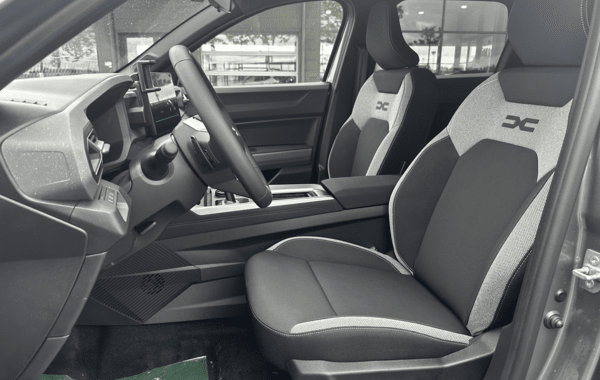 dacia-bigster-1-2-hybrid-g-150ch-journey-4x4 - 963194713