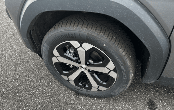 dacia-bigster-1-2-hybrid-g-150ch-journey-4x4 - 963194713