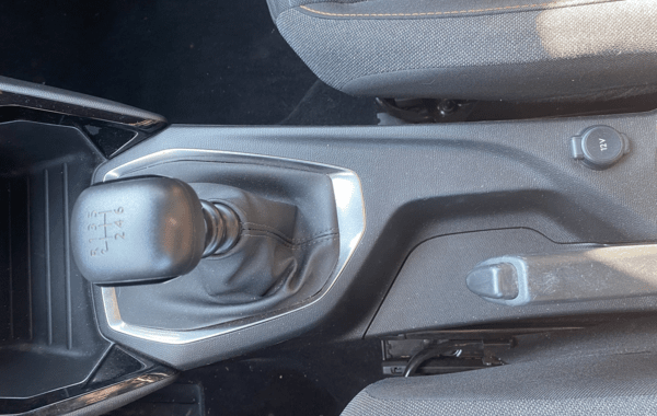 peugeot-2008-1-2-puretech-100ch-s-s-active-pack - 964024713