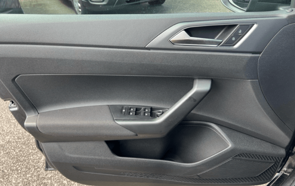 volkswagen-taigo-1-0-tsi-116ch-r-line-edition-dsg7 - 964474713