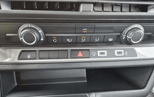 citroen-jumpy-fg-xl-2-2-diesel-180ch-cabine-approfondie-fixe-automatique - 964924713