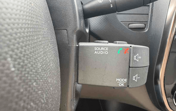 renault-captur-1-5-dci-90ch-stop-start-energy-hypnotic-eco2-euro6-2015 - 965454713