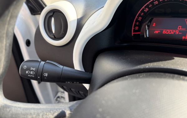 renault-twingo-iii-1-0-sce-65ch-zen-21 - 965874713