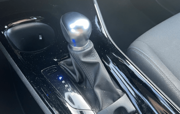 toyota-c-hr-122h-edition-2wd-e-cvt-my22 - 966284713