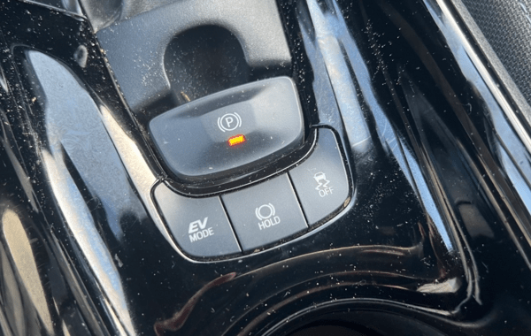 toyota-c-hr-122h-edition-2wd-e-cvt-my22 - 966284713
