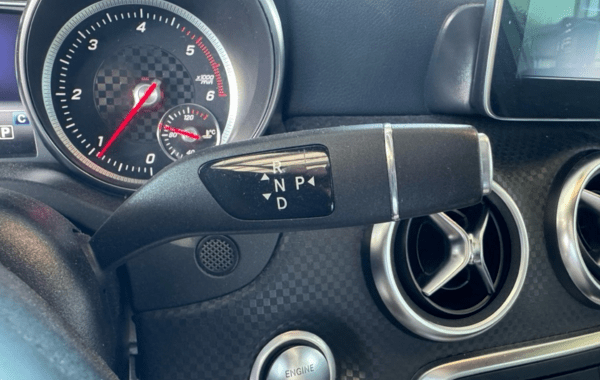 mercedes-classe-a-180-d-sensation-7g-dct - 966324713