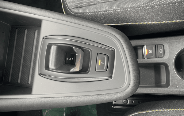 renault-symbioz-1-3-mild-hybrid-140ch-techno-edc-25 - 966574713
