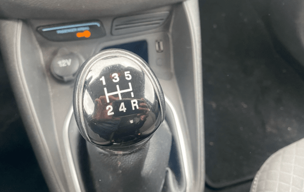 ford-tourneo-courier-1-0e-100ch-titanium - 966654713