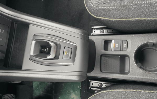 renault-captur-ii-1-8-e-tech-full-hybrid-160ch-techno-26 - 966764713
