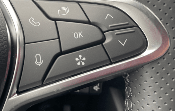 renault-captur-ii-1-8-e-tech-full-hybrid-160ch-techno-26 - 966774713