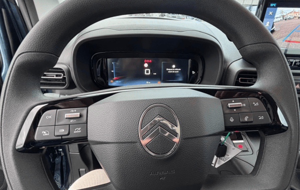 citroen-berlingo-m-1-5-bluehdi-100ch-s-s-plus-5-places-n1 - 967264713