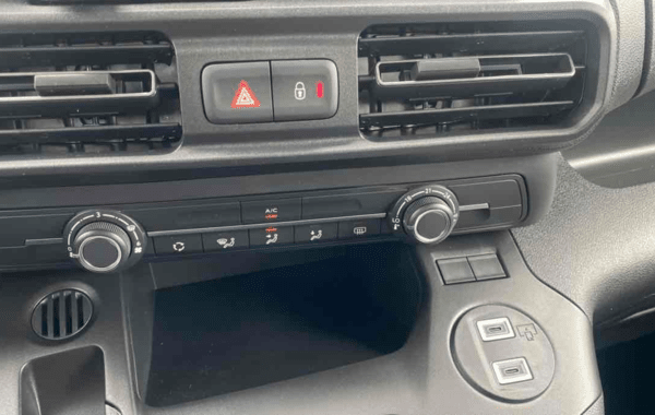 citroen-berlingo-m-1-5-bluehdi-100ch-s-s-plus-5-places-n1 - 967294713