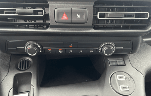 citroen-berlingo-m-1-5-bluehdi-100ch-s-s-plus-5-places-n1 - 967314713