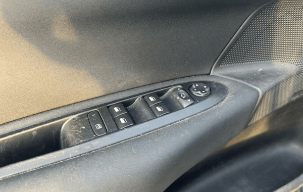 citroen-c4-1-6-e-hdi-115-fap-confort-5cv - 967594713