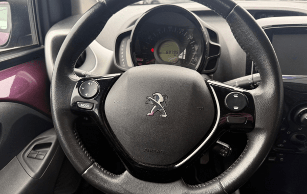 peugeot-108-1-2-puretech-allure-5p - 967954713