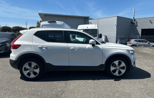 volvo-xc40-d3-adblue-awd-150ch-momentum-geartronic-8 - 968074713