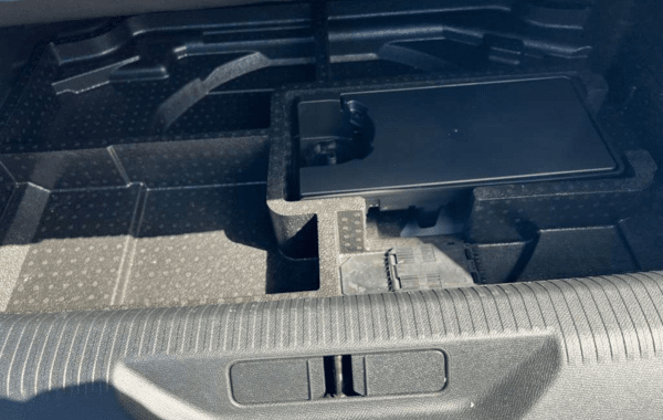 peugeot-308-1-5-bluehdi-130ch-s-s-allure-eat8 - 968194713