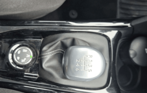 peugeot-2008-1-6-bluehdi-120ch-allure-s-s - 968654713