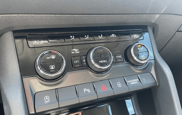 skoda-karoq-1-5-tsi-evo-2-act-150ch-selection-dsg7 - 968934713