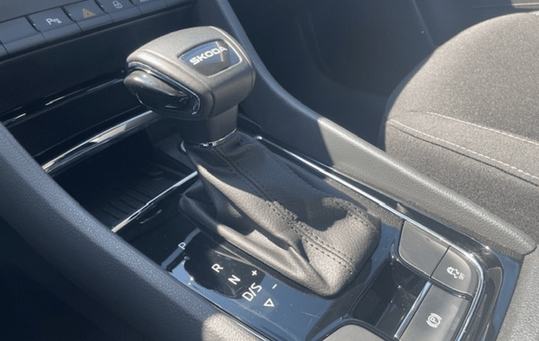 skoda-karoq-1-5-tsi-evo-2-act-150ch-selection-dsg7 - 968934713