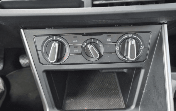 volkswagen-polo-1-0-tsi-95ch-life-plus - 969454713