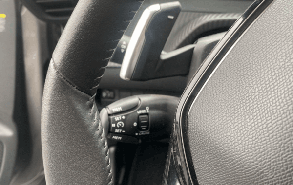 peugeot-208-1-2-hybrid-110ch-allure-e-dcs6 - 969854713