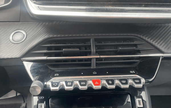peugeot-208-1-2-hybrid-110ch-allure-e-dcs6 - 969854713