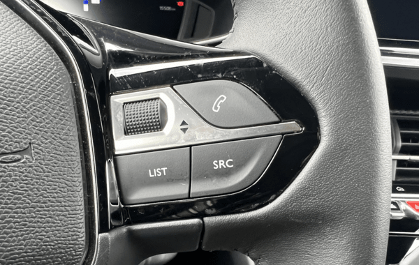 peugeot-208-1-2-hybrid-110ch-allure-e-dcs6 - 969864713
