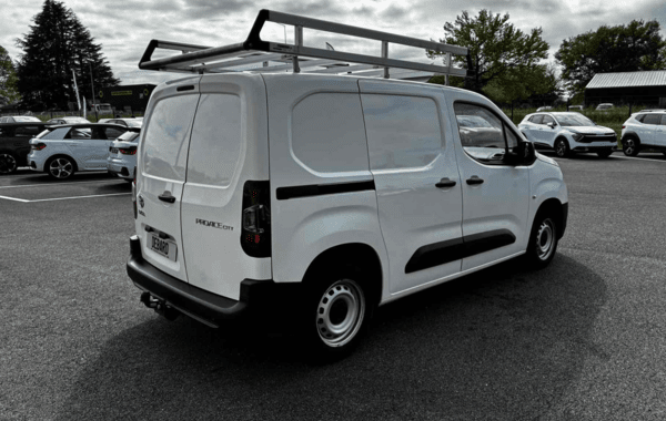 toyota-proace-city-medium-100-d-4d-dynamic - 970344713