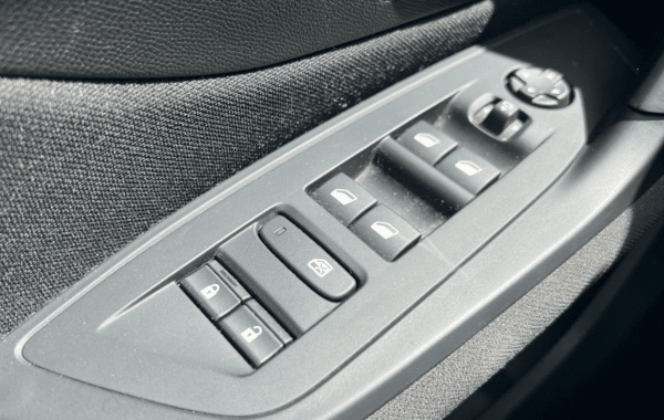 peugeot-308-1-5-bluehdi-130ch-s-s-active-pack - 970354713