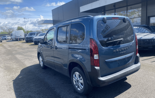 peugeot-rifter-taille-m-1-5-bluehdi-130ch-s-s-allure-5-places-eat8 - 970654713