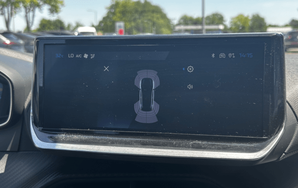 peugeot-208-1-2-hybrid-110ch-allure-e-dcs6 - 971464713