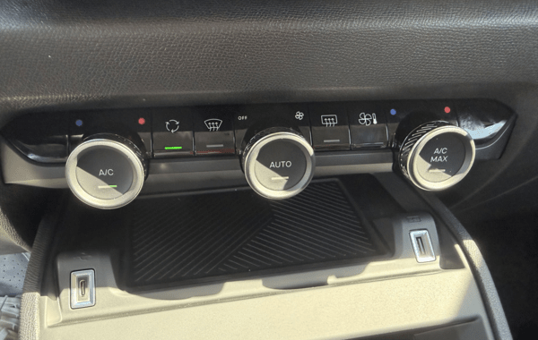 citroen-c4-1-2-hybride-145ch-business-e-dcs6 - 972374713