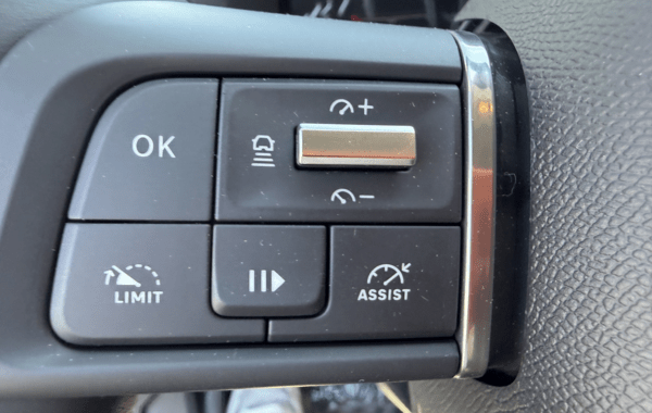 citroen-c4-1-2-hybride-145ch-business-e-dcs6 - 972374713