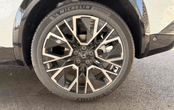 renault-austral-1-2-e-tech-full-hybrid-200ch-esprit-alpine-26 - 972694713