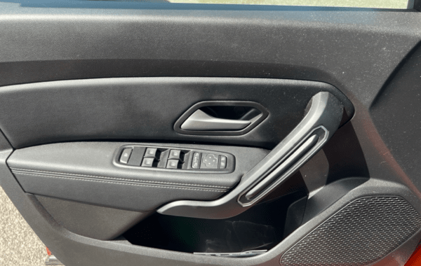 dacia-duster-1-3-tce-150ch-fap-journey-4x2-edc - 973024713