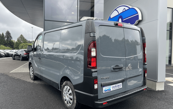 nissan-nv300-fg-l1h1-2t8-2-0-dci-120ch-made-in-france - 973334713
