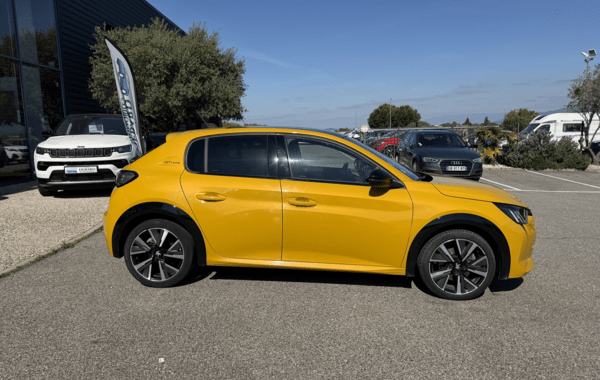 peugeot-208-1-2-100ch-s-s-gt-line-eat8 - 973534713