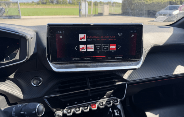 peugeot-208-1-2-100ch-s-s-gt-line-eat8 - 973534713