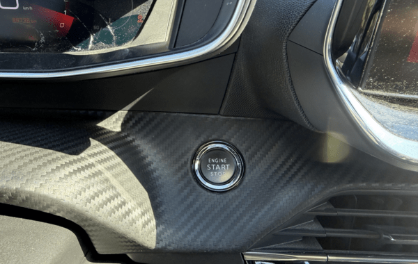 peugeot-208-1-2-100ch-s-s-gt-line-eat8 - 973534713