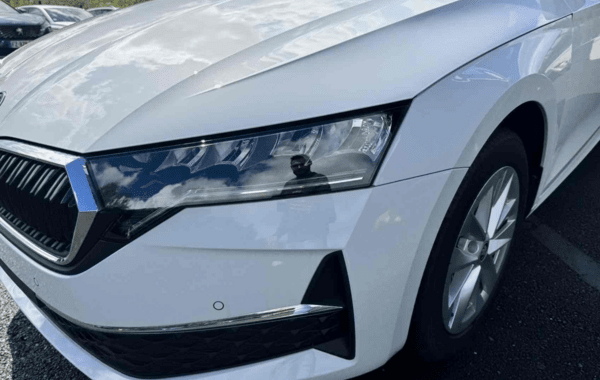 skoda-octavia-combi-2-0-tdi-scr-150ch-selection-dsg7 - 974164713