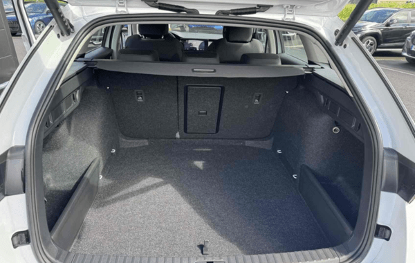 skoda-octavia-combi-2-0-tdi-scr-150ch-selection-dsg7 - 974164713