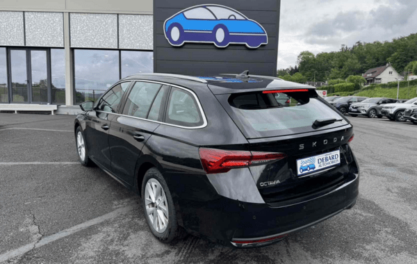 skoda-octavia-combi-2-0-tdi-scr-150ch-selection-dsg7 - 974184713
