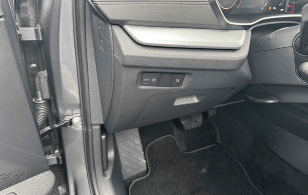 skoda-octavia-combi-2-0-tdi-scr-150ch-selection-dsg7 - 974194713