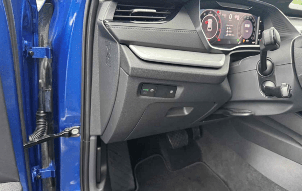 skoda-octavia-combi-2-0-tdi-scr-150ch-selection-dsg7 - 974204713