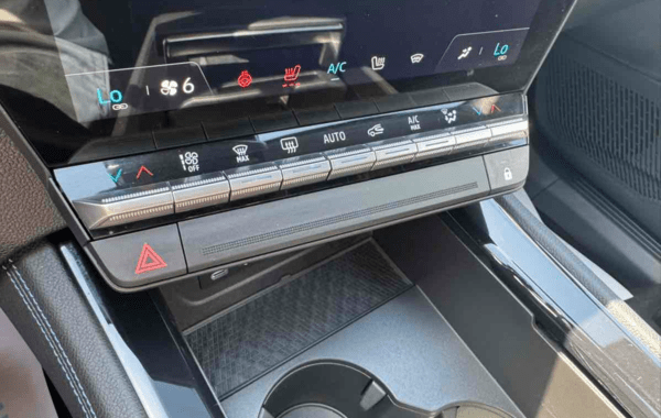renault-espace-vi-1-2-e-tech-full-hybrid-200ch-esprit-alpine-7-places-24 - 974274713