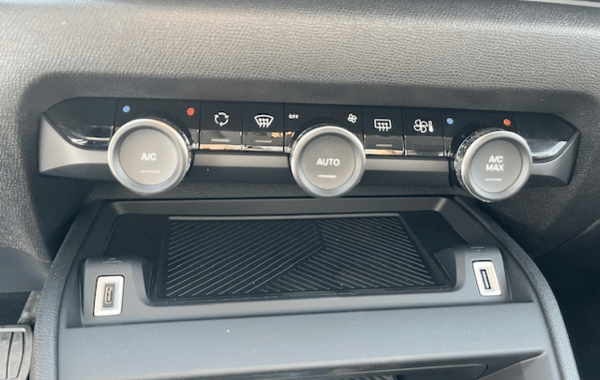 citroen-c4-1-2-hybride-145ch-business-e-dcs6 - 974354713