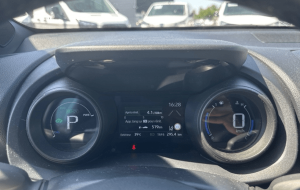toyota-yaris-cross-116h-design-my22 - 974434713